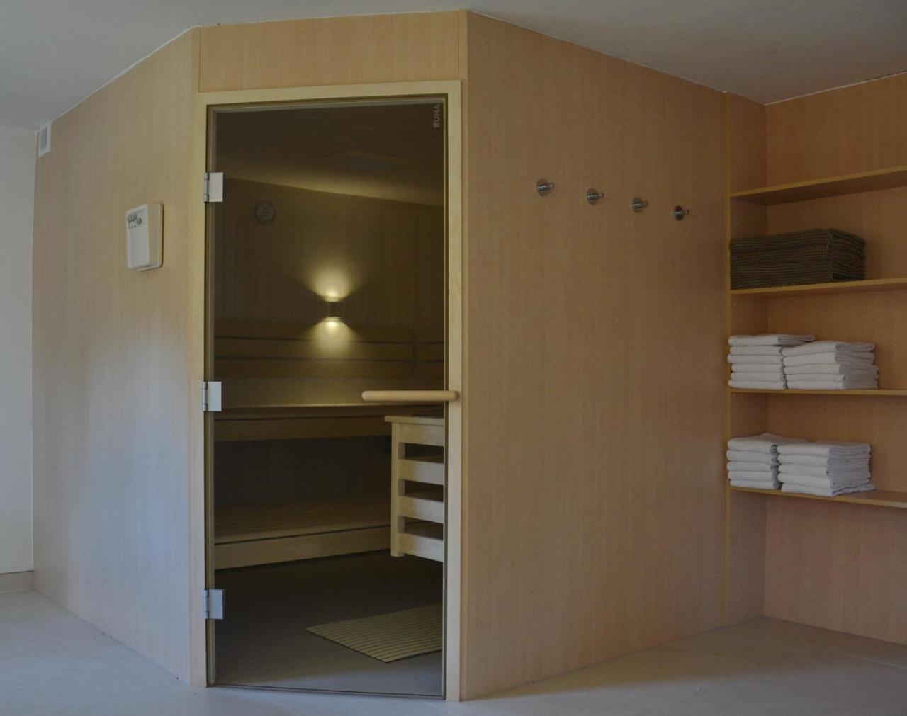 Moor-Rosl Apartmenthotel Gamlitz Bagian luar foto